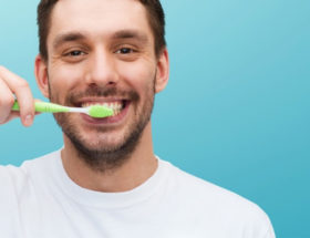 avoir les dents blanches rapidement