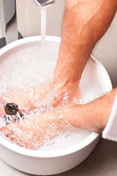hygiène des pieds pour lutter contre la mauvaise odeur