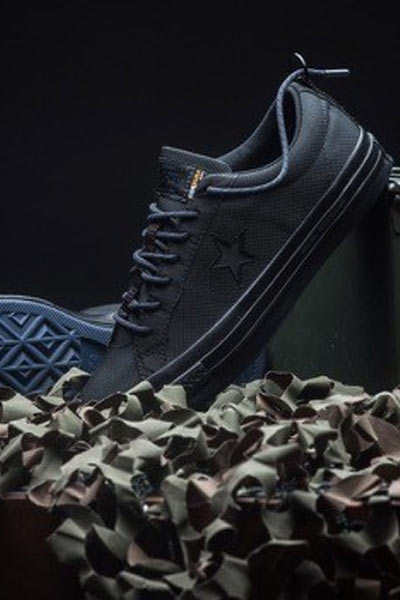 Carhartt WIP x Converse, one star cordura noir