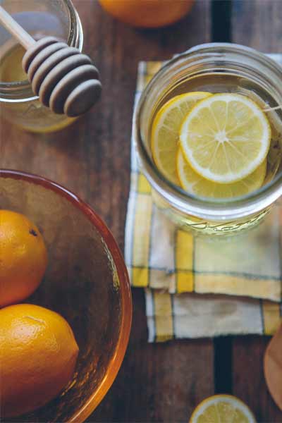 bienfaits du miel sur la santé avec du citron