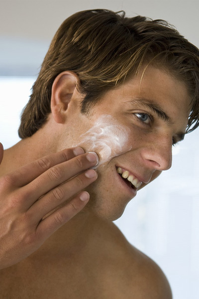 hydrater sa peau après s'être rasé la barbe