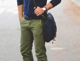 quoi porter avec un pantalon kaki homme