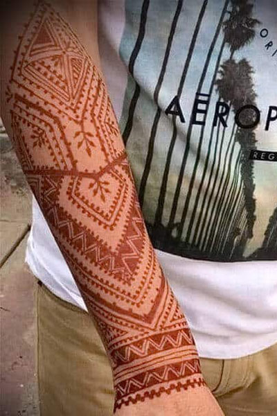 tatouage semi permanent au henné homme