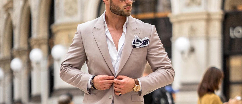 costume beige homme