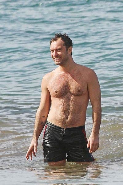 jude law dad bod
