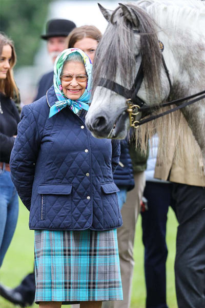 veste matelassée reine d'angleterre