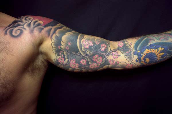 tatouage yakuza sakura