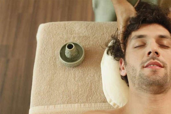 massage cuir chevelu homme