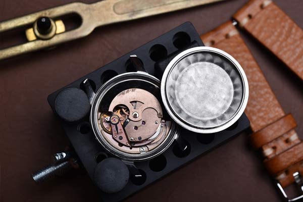 Révision montre homme