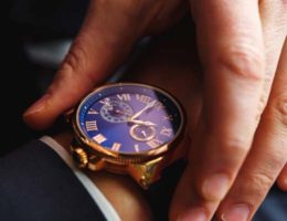 porter une montre imposante