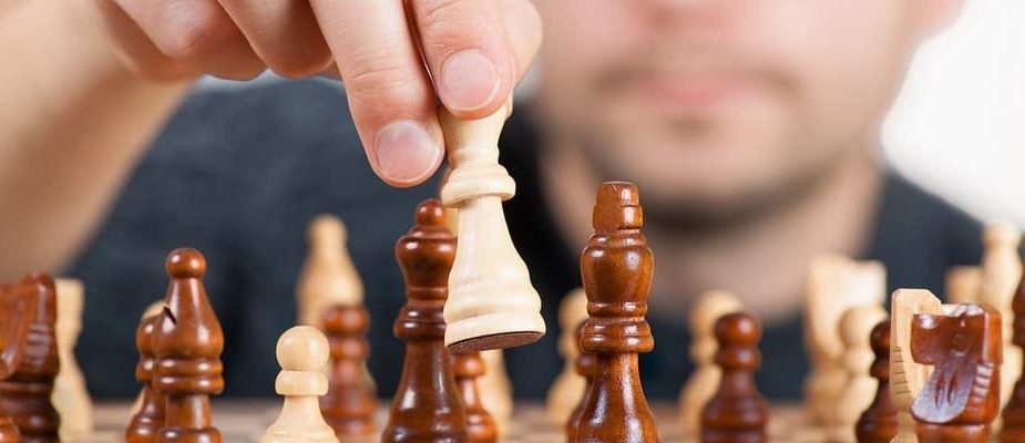 jouer au échecs