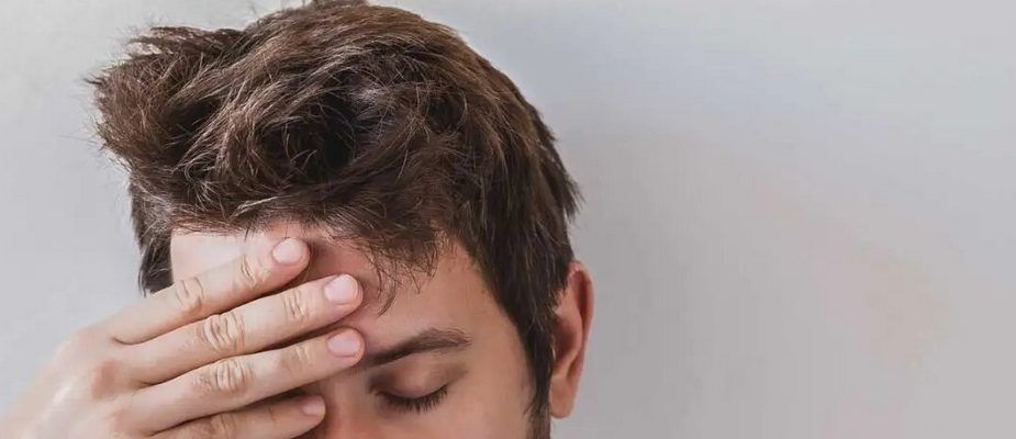 mal au cheveux cuir chevelu douloureux