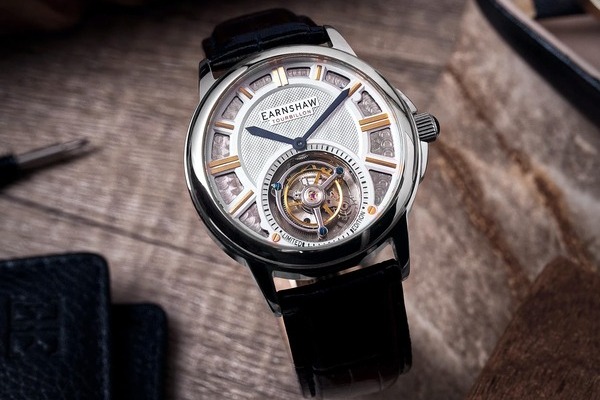 tourbillon montre