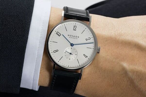 montre nomos 38mm