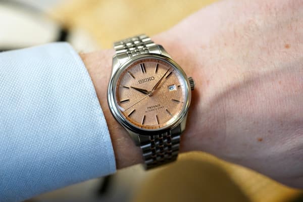 montre cadran rose seiko presage spb467
